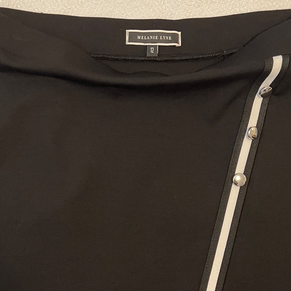 Melanie Lyne Ponte Pencil Skirt Stretch Black with Buttons Women's Size 12 - Picture 6 of 9